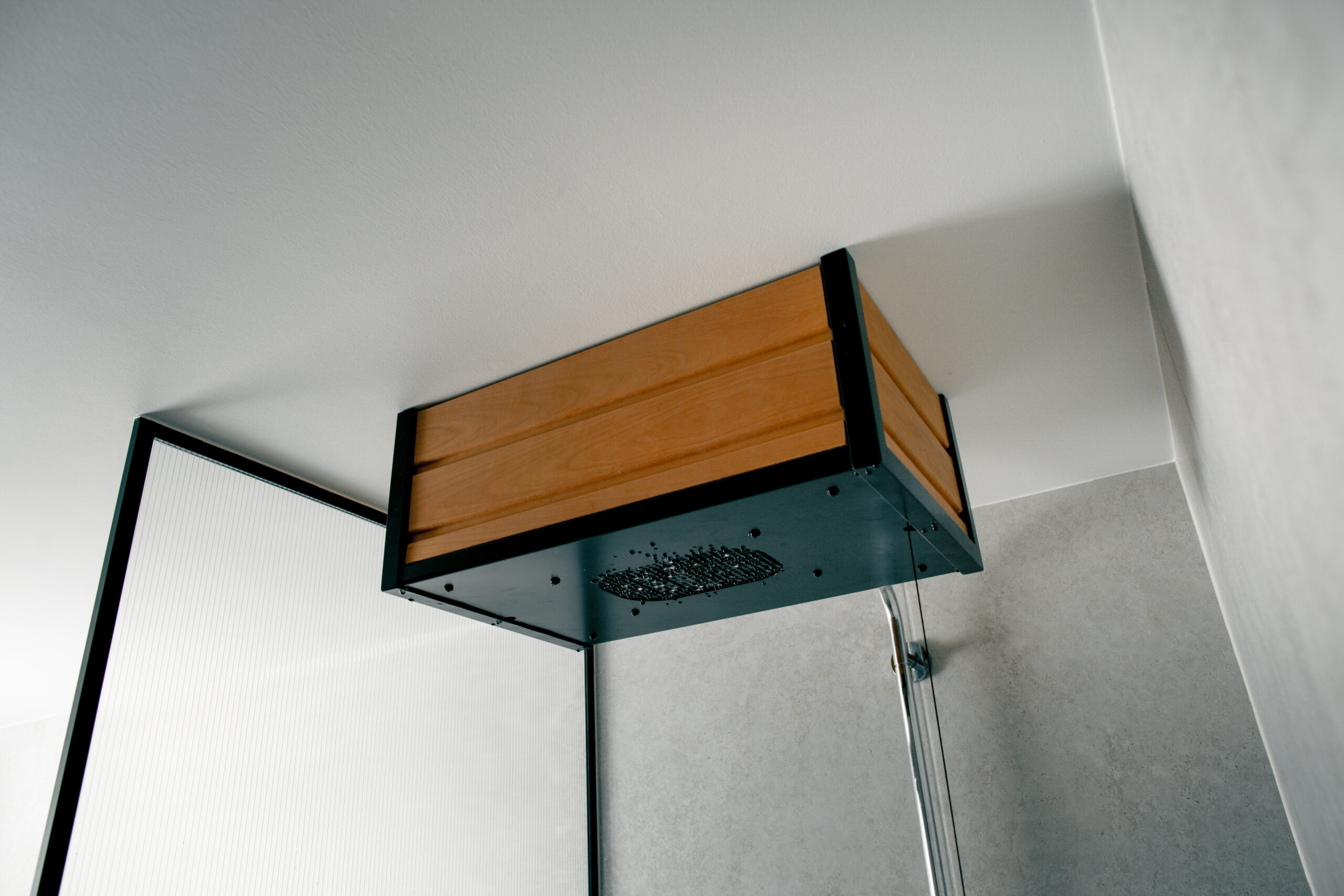 Waterfall shower - Image 4